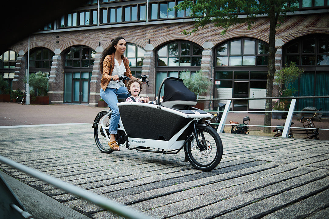 Family Cargo E-Bike Urban Arrow